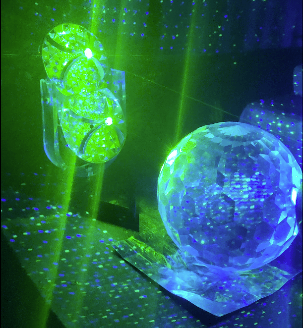 Crystal sphere and green laser light
